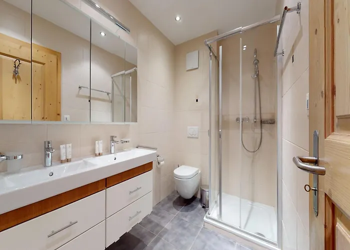 Luxurious In 아파트 *